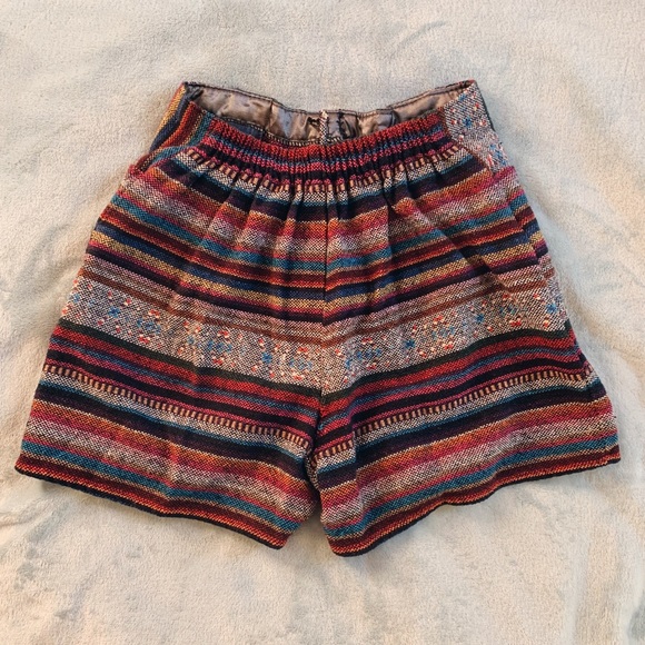 Pants - High-Waisted Knitted Paperbag Shorts